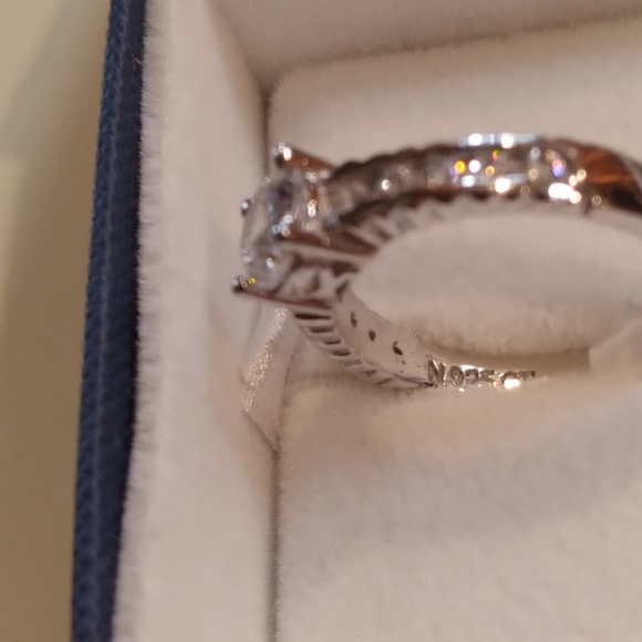 ⚘Sz 6 ONLY 925 S/S Square Triple A CZ Engagement Style Ring 😲 - Picture 11 of 16